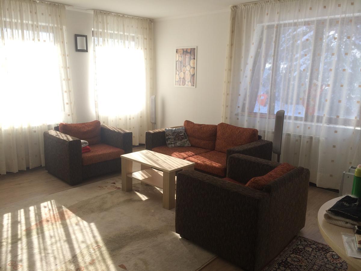 Stenata Huge Ski To Door Apartment Pamporovo Extérieur photo